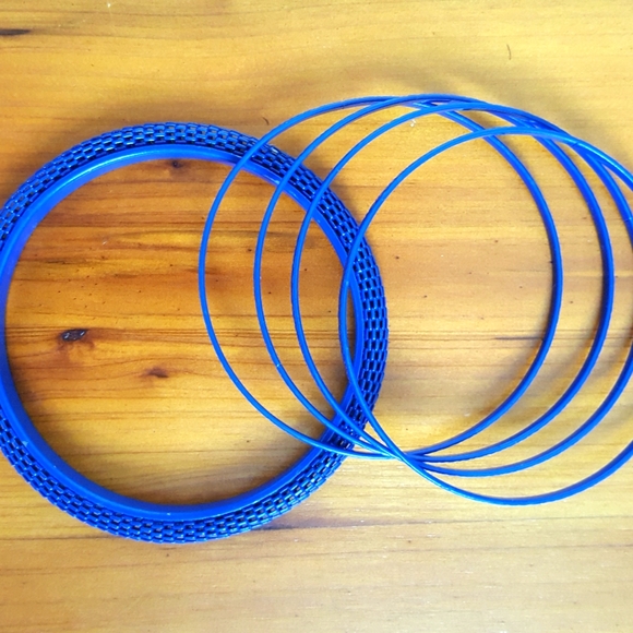 Royal blue metal bracelets set of five 5 - Picture 2 of 4